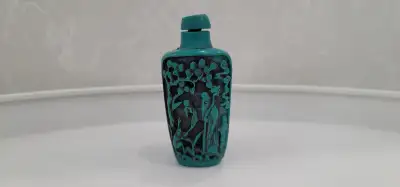 Chinese Carved red Snuff Bottle - old man Pet and smoke-free home Pickup 17 Side Rd and Hwy 25 ( Reg...