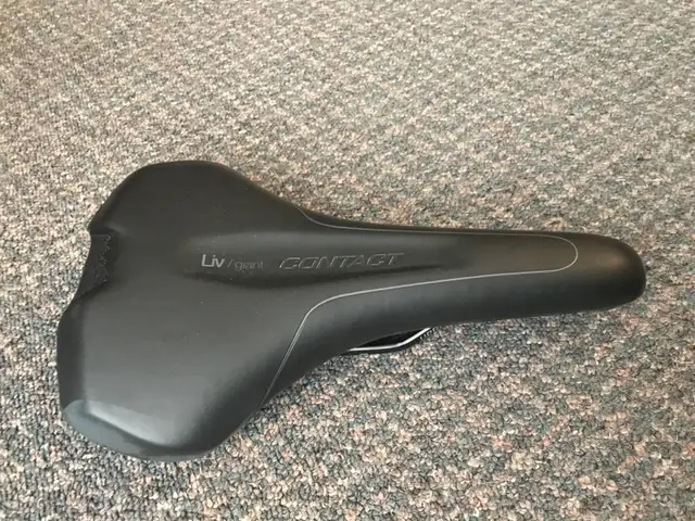 Giant Liv saddle in Frames & Parts in Ottawa - Image 2