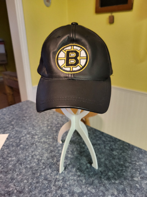 Hats For Sale in Hockey in Hamilton