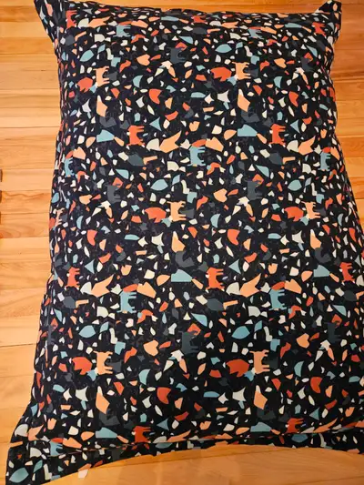Gros coussin pour chien, View more