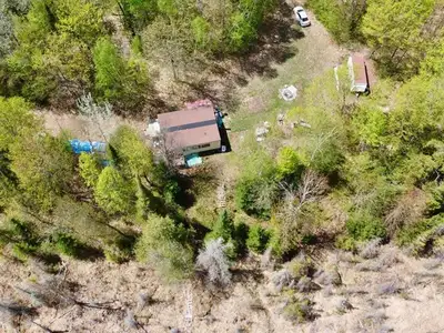 House, very private, land to rent, maybe rent to own, private deal...A few options for you. 1 - 2 ac...