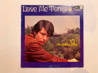 The Golden Ring – Love Me Tonight - Vinyl LP Record