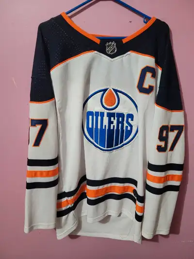 Jersey is 5+ years old but I've only worn it once. Only selling because it's too small for me. Open...
