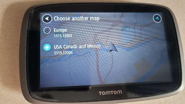 GPS TomTom Go 5100 - Lifetime World Maps, Traffic built-in SIM in General Electronics in Laval / North Shore - Image 2