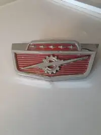Ford F100 hood badge 1961-1966