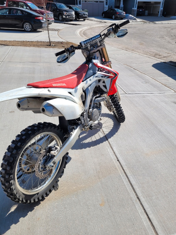 2014 CRF 250R dans Hors route et motocross  à Calgary - Image 2