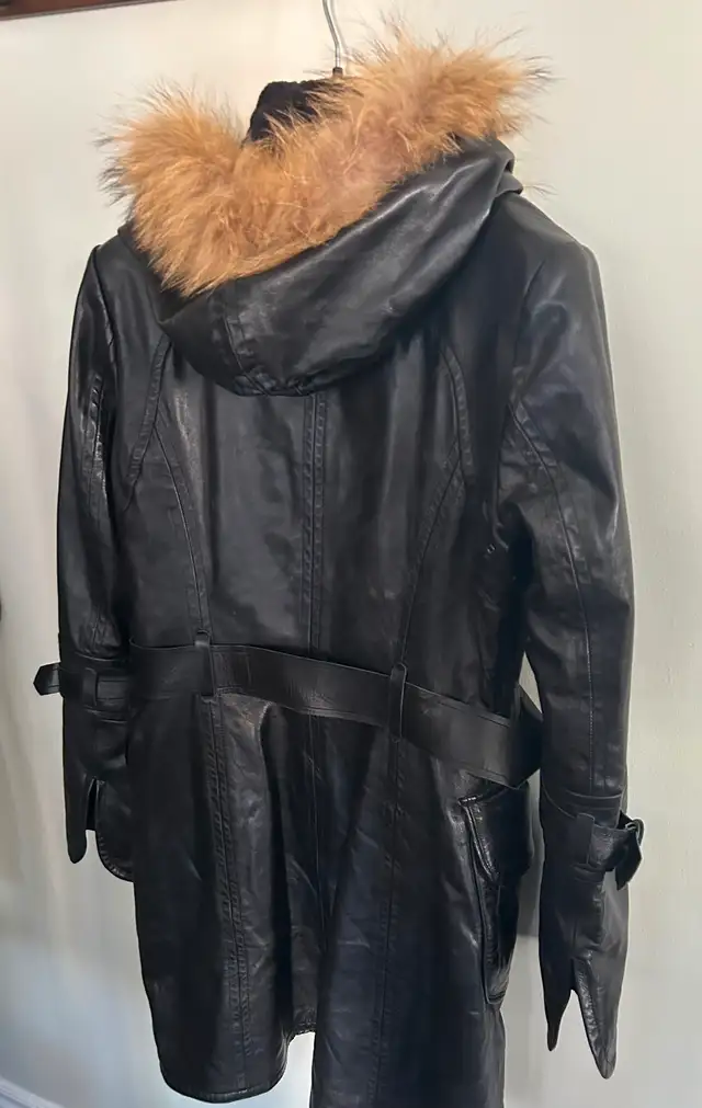 Rudsak coat in Women's - Tops & Outerwear in Barrie - Image 6