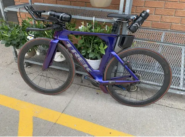 TREK SPEED CONCEPT- Project One in Road in City of Toronto - Image 4