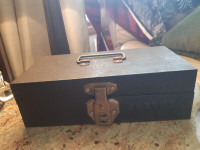 FIRST $85 TAKES IT ~ Vintage Justus Black Metal Tool Box ~