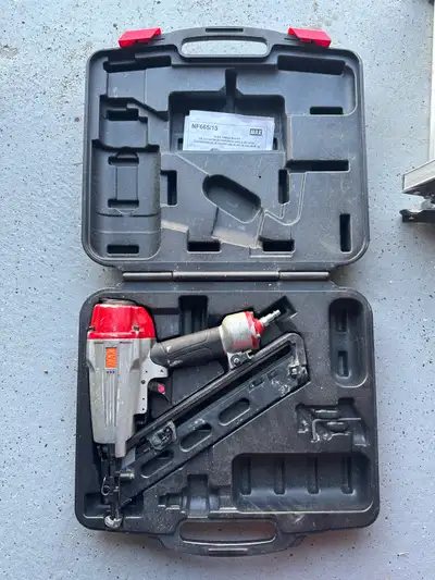 This is a Max 15 gauge angled finish nailer, perfect for detailed woodworking and finishing tasks. G...