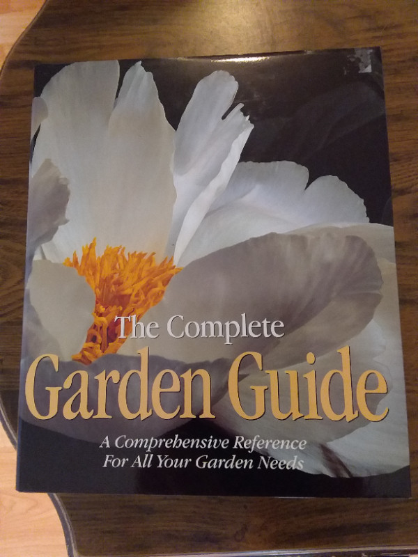 Gardening Books in Plants, Fertilizer & Soil in Thunder Bay