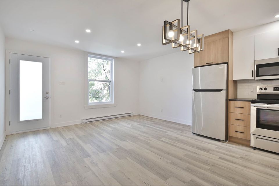 CESSION DE BAIL – Beau 4 ½ rénové, lumineux et calme – Hochelaga — photo 1