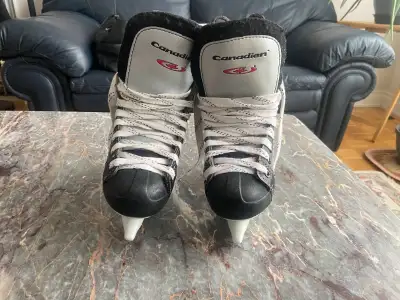 Youth Ice Skates Size 1, View more