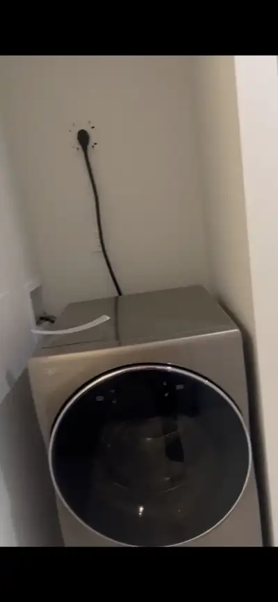Roommates, rental