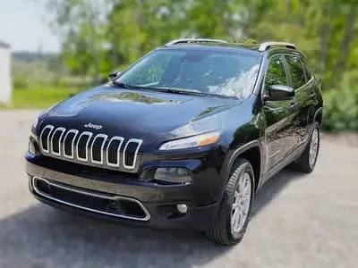 2017 Jeep Cherokee Limited Leather seats V6 Navigation All services up to date New windshield Mostly...