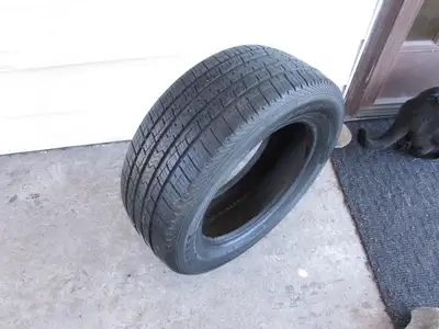225/55-16 Hercules RoadTour all seasons tire *ONE TIRE ONLY* About 70% tread remaining Only one tire...