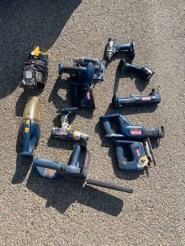 Reduced: Ryobi 18v power tool Combo pack in Power Tools in Edmonton - Image 2