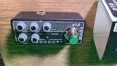 Mooer 010 Two Stone Micro Preamp in exc. cond.