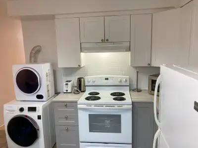 3 1/2 disponible Metro Joliette