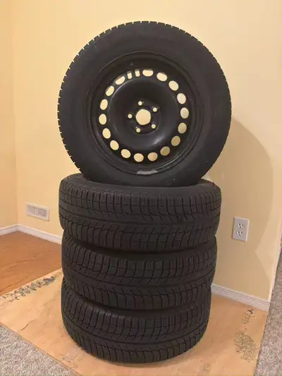 Good condition. Bolt Pattern: 5x105 DOT Number: HC49 03JX 0316