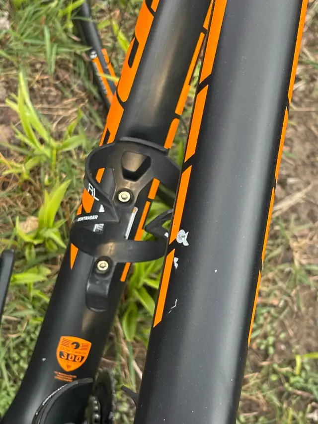 Trek Emonda  in Road in City of Toronto - Image 6