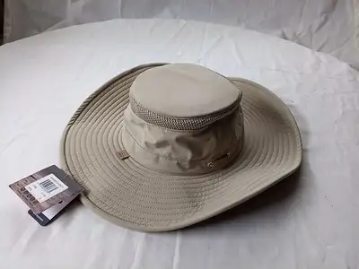 I have for sale a new, unused Tilley LTM2 Airflo Wide Sun Hat in khaki/olive The size is 7 7/8