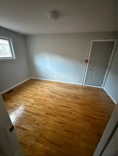 1 Bedroom 1 Bathroom Apartment - Lease Takeover