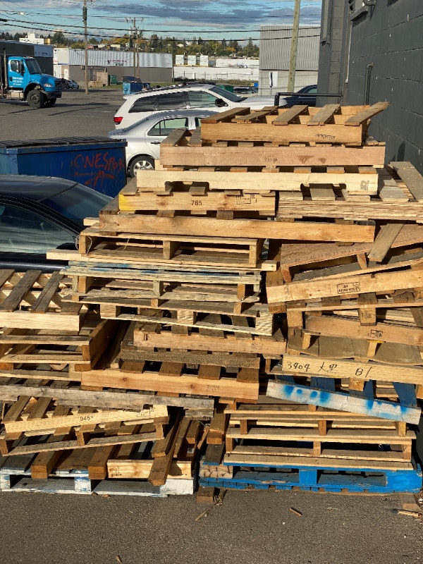 FREE PALLETS / SKIDS Free Stuff Calgary Kijiji