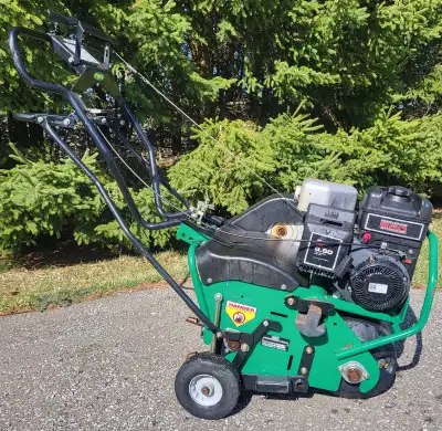 Ryan Lawnaire IV in fantastic shape with low usage! Live in Watford Sod Cutter, Lawn Mower, Dethatch...