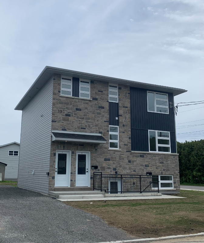 Two Bedroom Lower Unit Available in Trenton Long Term Rentals