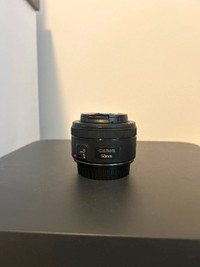 Canon 50mm F/1.8 ef lens