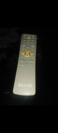 SANYO : TV / VCR - REMOTE CONTROL