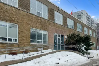 WARD STREET Toronto (Dovercourt-Wallace Emerson-Junction) MLS Number: W12936072 Ground level retail...