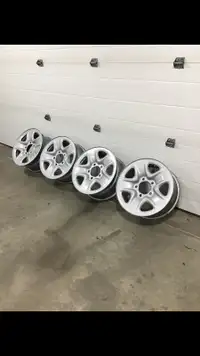 Toyota Tundra wheels
