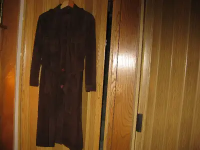 AUBAINE - PLUSIEURS VÊTEMENTS PETITES GRANDEURS POUR FEMMES, View more