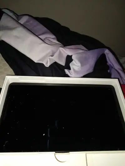 Hi I have a tablet it is a ZTE grand x view 4 looking to get what I can get for it if you're interes...