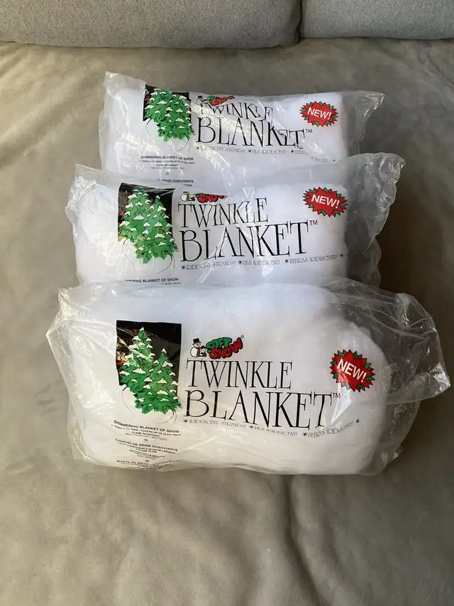 Twinkle Blanket Shimmering Blanket of Snow NWT