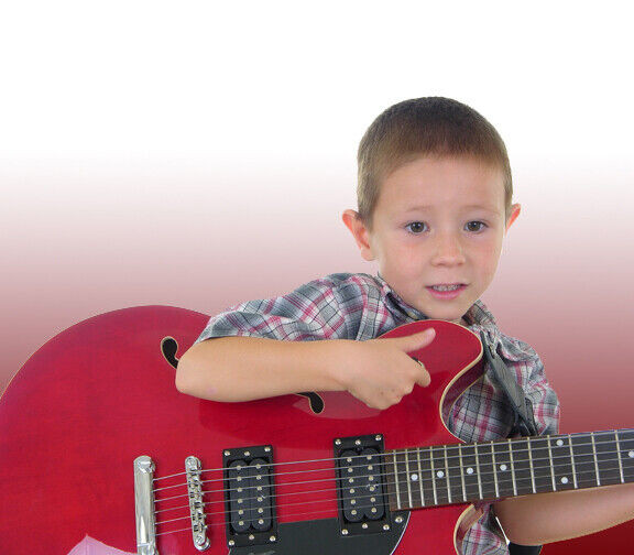 Guitar. Piano Lessons in Music Lessons in Medicine Hat - Image 2