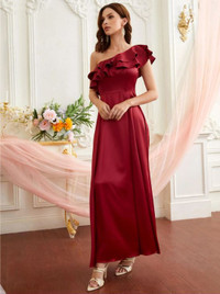 NEW - Off the shoulder formal red dress with detailing - Size M