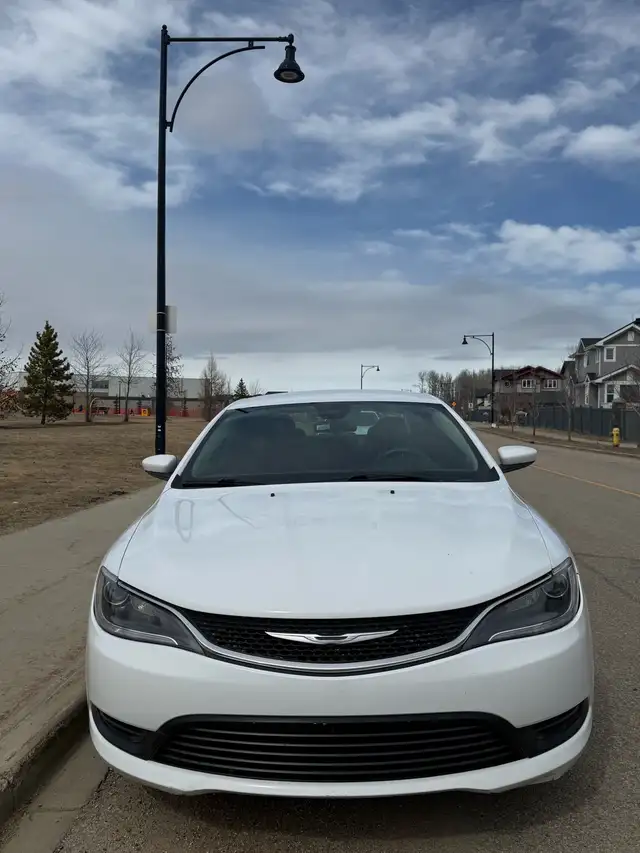Chrysler C200