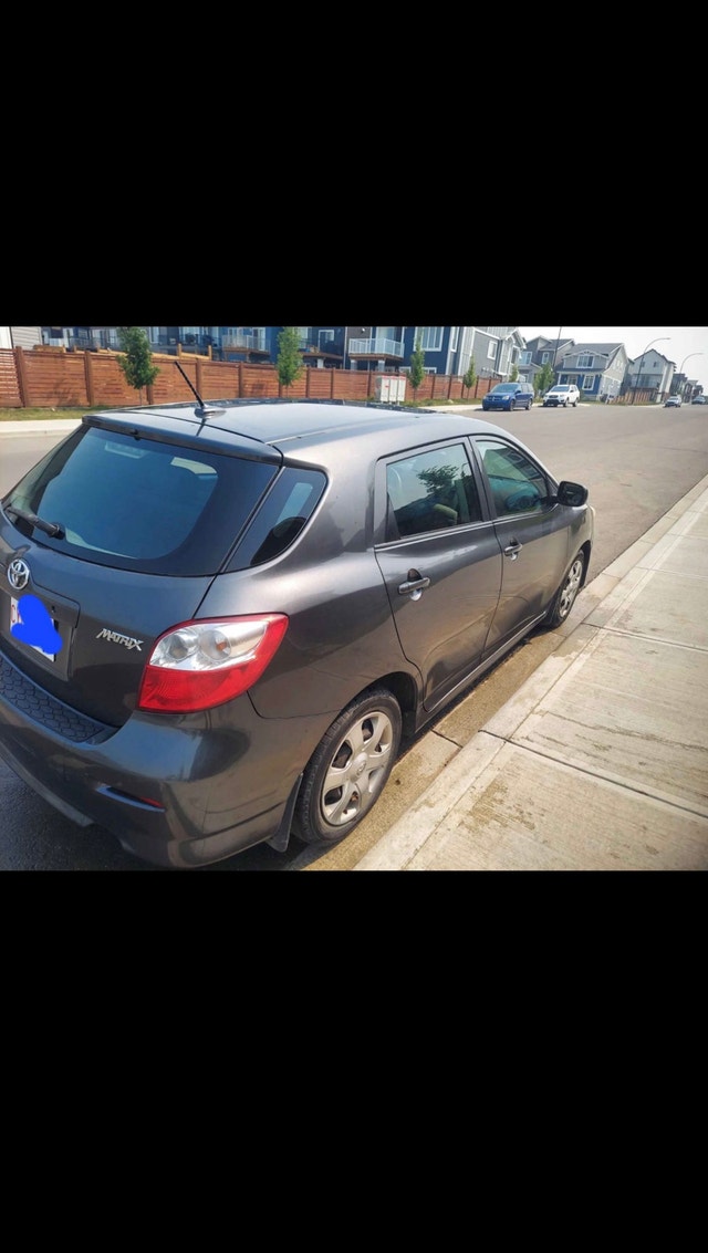 Toyota Matrix 2010 automatic — photo 3