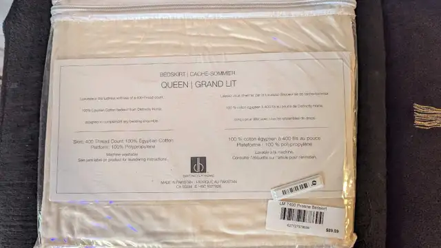 New Wamsuta king size fitted bed sheet in Bedding in City of Toronto - Image 6
