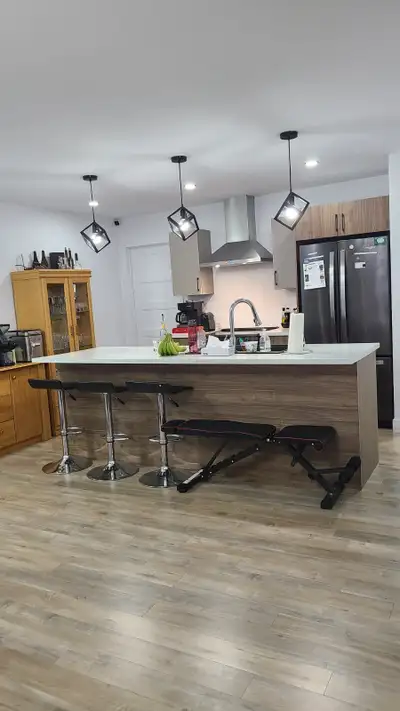 Superbe grand 5 1/2 à louer – Disponible – 1500 $ ✨ Offrez-vous espace et confort dans ce magnifique...