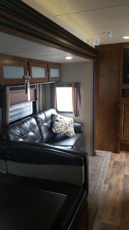 2017 Salem Travel Trailer in Travel Trailers & Campers in Guelph - Image 3