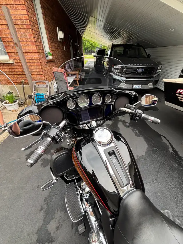 REDUCED, 2024 Harley Davidson Tri-Glide Ultra, Tobacco Fade in Touring in Timmins - Image 8