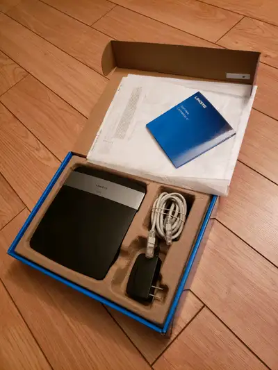 Router Linksys N600 E2500 avec boîte et instructions, View more