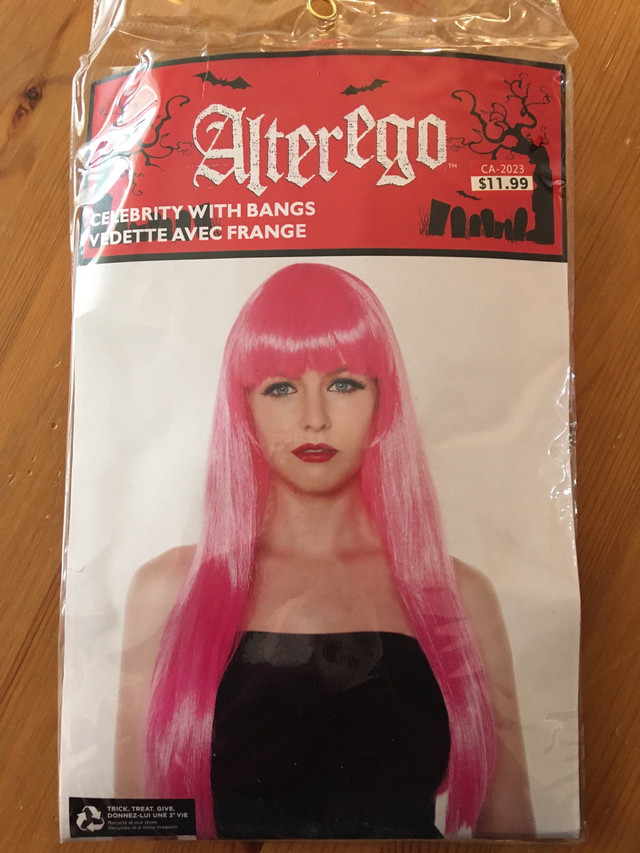 Pink wig - long with bangs (new) in Costumes in Moncton