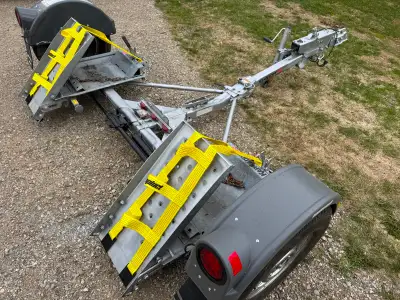 KARKADDY SS Car dolly for RV or home use Has surge brakes, LED lights, steering, folding tongue Read...