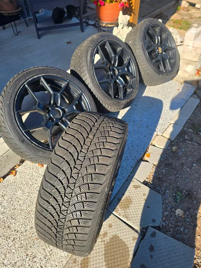 Kumho WINTERCRAFT WP71 235/40R18 XL - 95W Snow Tires | Tires & Rims ...