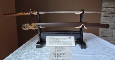 Save on import fees. Beautiful Sword mounting for the Higo style collectible to display in your home...